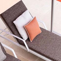 TUNDRA - udestof fra Sunbrella - pr�veklip