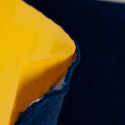 Filtm�tte, selvkl�bende til biler