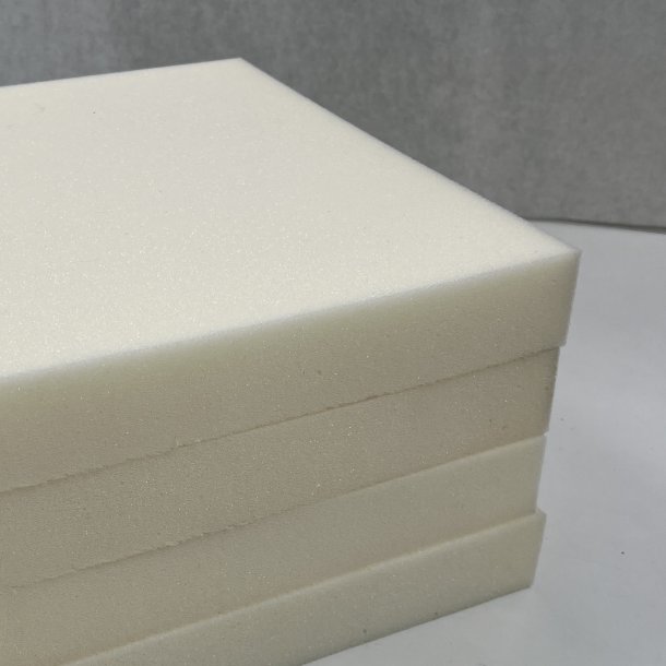Koldskum - plade / madras i 38 kg. koldskum 120x200cm
