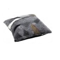 Unikt mosaik tppe af gte skind - til de kolde vinteraftener