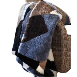 Unikt mosaik tppe af gte skind - til de kolde vinteraftener hel skind