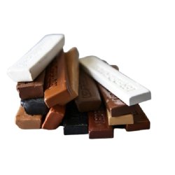 Shellakstang i 12 farver