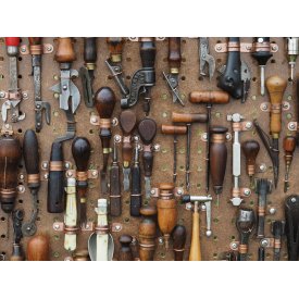 V&AElig;RKT&Oslash;J & TILBEH&Oslash;R